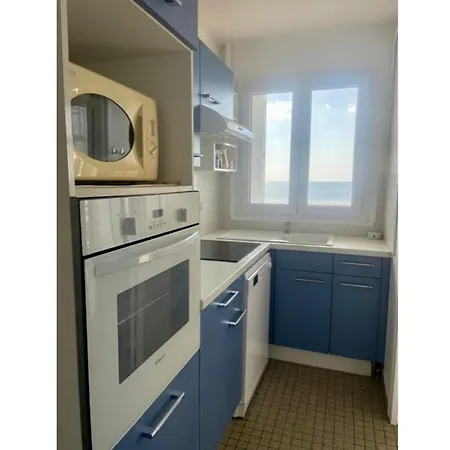 Lumineux A 50m De La Avec Balcon - 5 Personnes, - Fr-1-323-298
