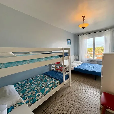 아파트 Lumineux Avec Balcon Face Mer, Ideal Jusqu'a 5 Personnes - Fr-1-323-298 *