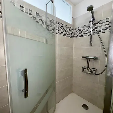 Lumineux A 50m De La Avec Balcon - 5 Personnes, - Fr-1-323-298 Saint-Jean-de-Monts