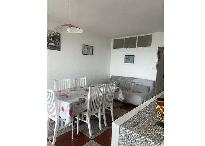 아파트 Lumineux Avec Balcon Face Mer, Ideal Jusqu'a 5 Personnes - Fr-1-323-298