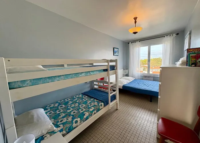 아파트 Lumineux Avec Balcon Face Mer, Ideal Jusqu'a 5 Personnes - Fr-1-323-298 *